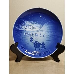 Royal Copenhagen Christmas In Greenland 1972 Plate Porcelain Denmark Vintage